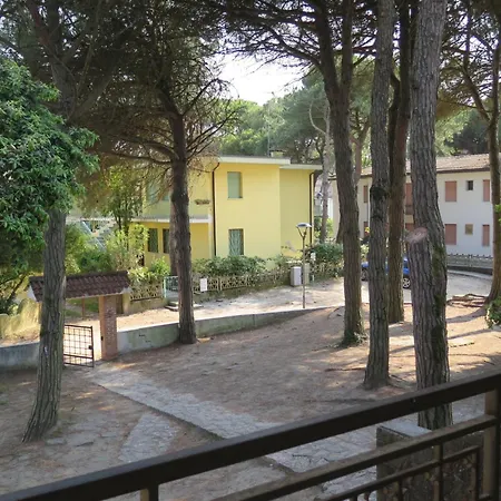 Apartment Casa Sandra-1 By Interhome Rosolina Mare